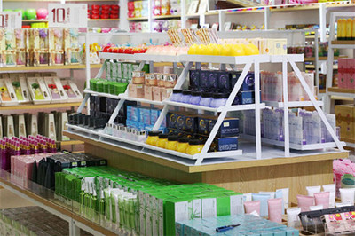 2358韩国百货加盟分析与评价 机遇与挑战并存