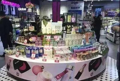 走访千店解码 揭秘大型连锁美妆门店的高效陈列法则